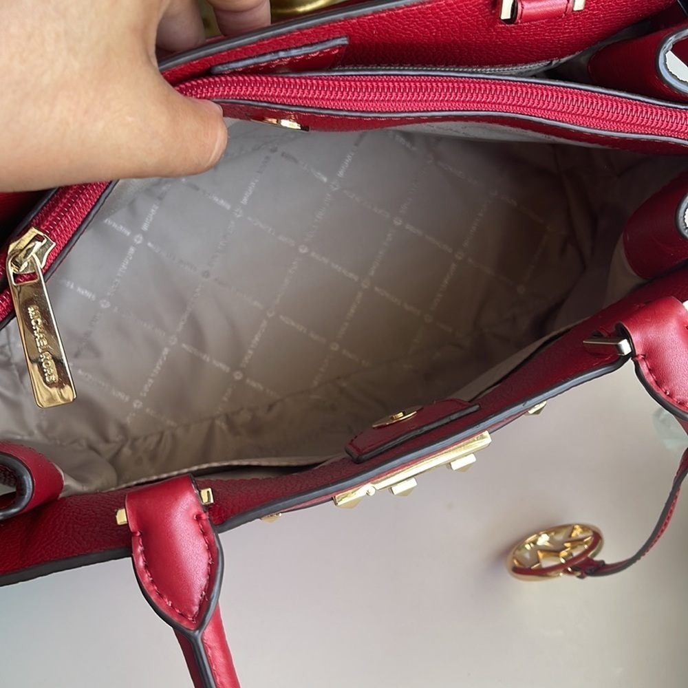 Micheal kors MD satchel - Picture 13 of 16